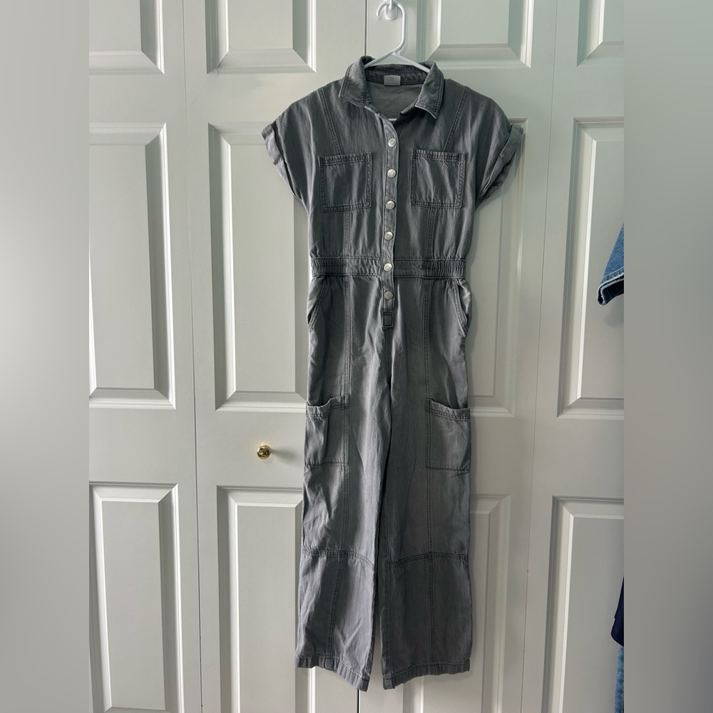 Abercrombie kids grey jumpsuit size 13/14